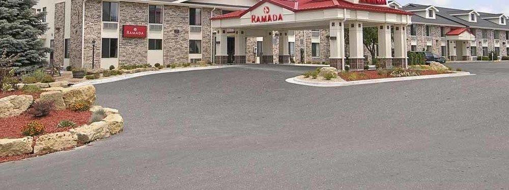 Готель Ramada By Wyndham Wisconsin Dells I-90 Екстер'єр фото